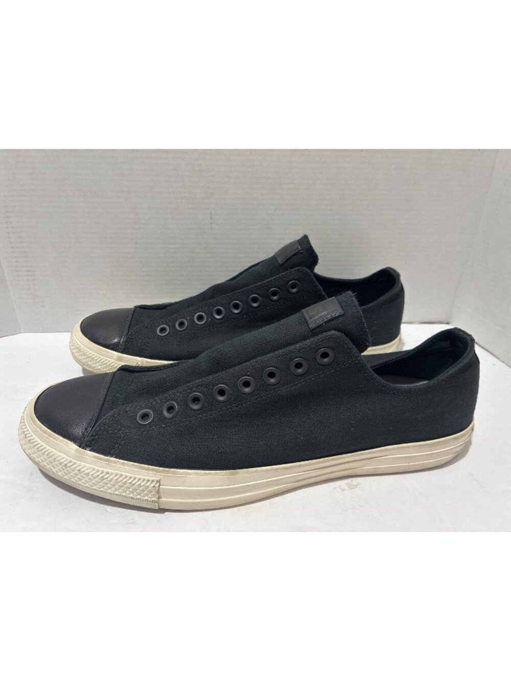 Converse Chuck Taylor All Star slip-on Mens sneakers color Black laceless siz 12